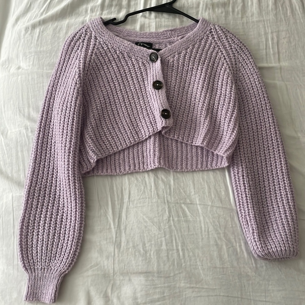 Cropped Sweater/Cardigan